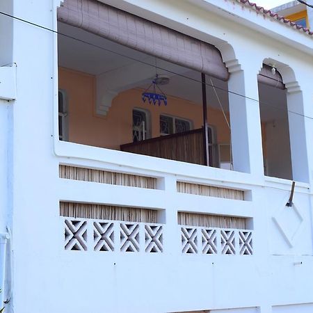 Mauri Holidays 'Budgeted Apartment' La Gaulette Szoba fotó
